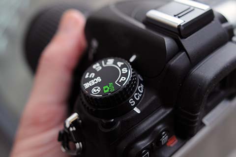 Todas las cámaras réflex disponen de un dial que permite seleccionar el modo de exposición