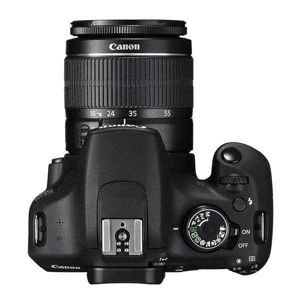 Canon EOS 1200D con el objetivo EF S18-55 IS II que incorpora el kit